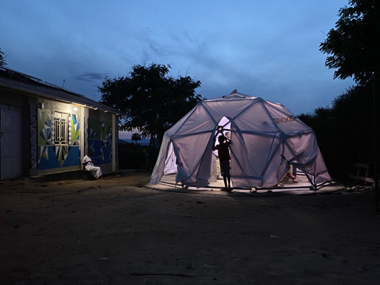 Photo Credit: Gerry Manacsa, Hello World Photo Credit: Gerry Manacsa, Hello World